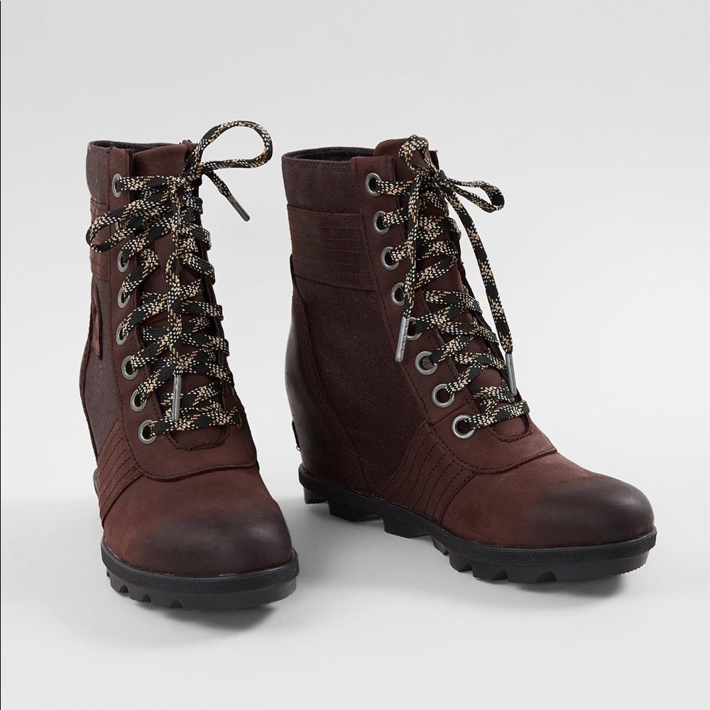 Sorel women's Lexie wedge shoe